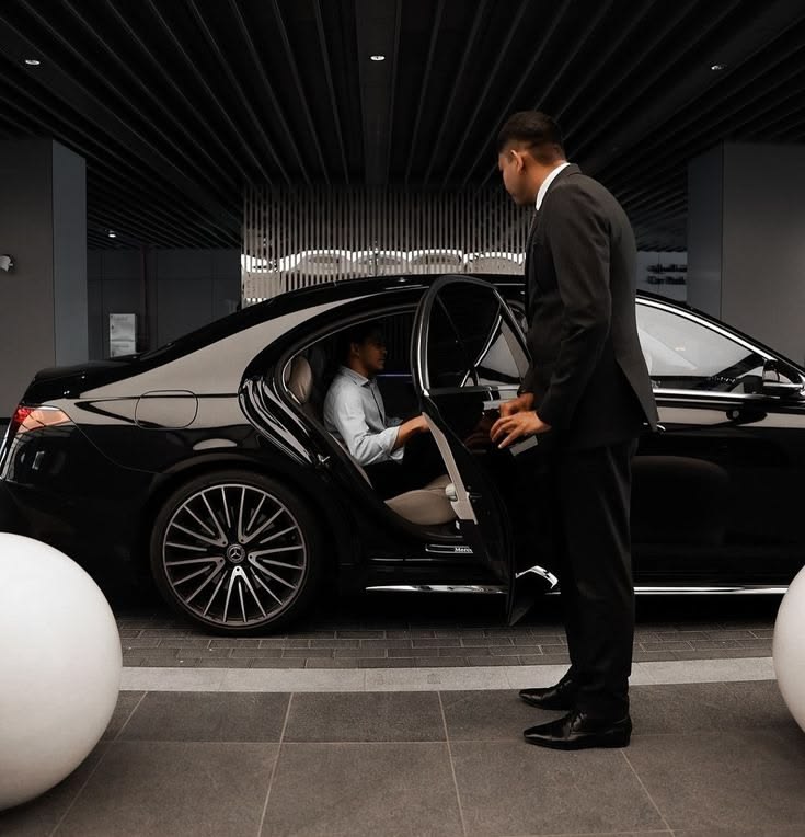 Luxury vehicle for special events in Pakistan